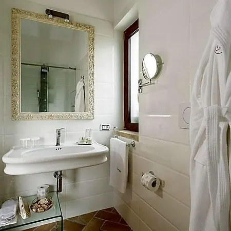Relais Borgo Gentile Hotel *